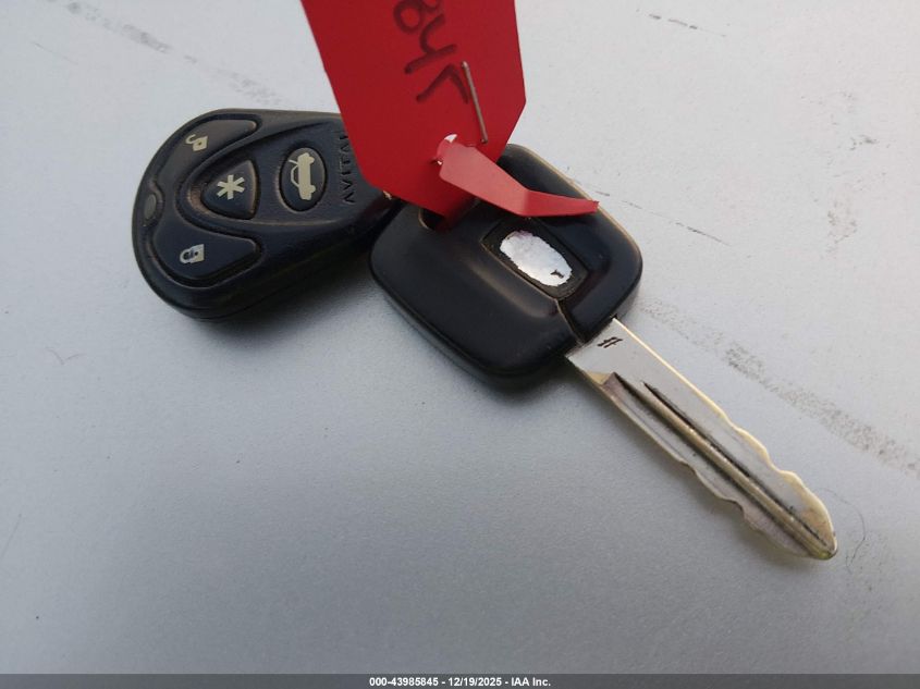 1999 Lincoln Town Car Signature VIN: 1LNHM82W1XY612917 Lot: 43985845