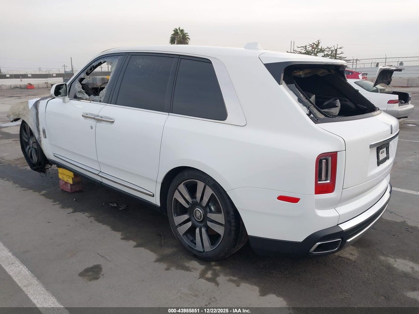 Vin: slatv4c04nu210884, lot: 44481558, rolls-royce cullinan 20223
