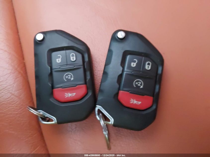 2020 Jeep Gladiator - 1C6JJTEG5LL208684