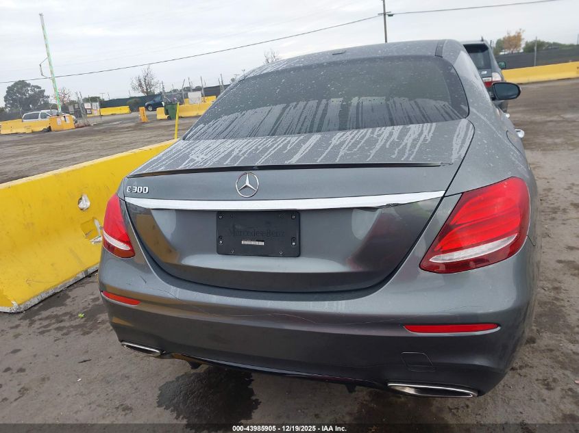 2019 Mercedes-Benz E 300 VIN: WDDZF4JB8KA575396 Lot: 43985905