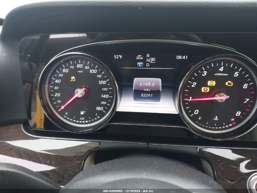 2019 Mercedes-Benz E 300 VIN: WDDZF4JB8KA575396 Lot: 43985905