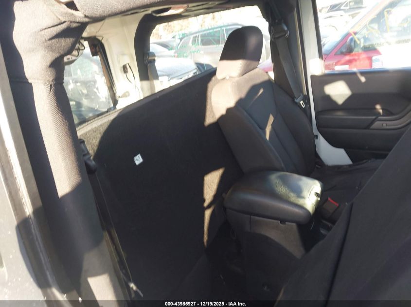 2015 Jeep Wrangler Sport VIN: 1C4AJWAG5FL684261 Lot: 43985927