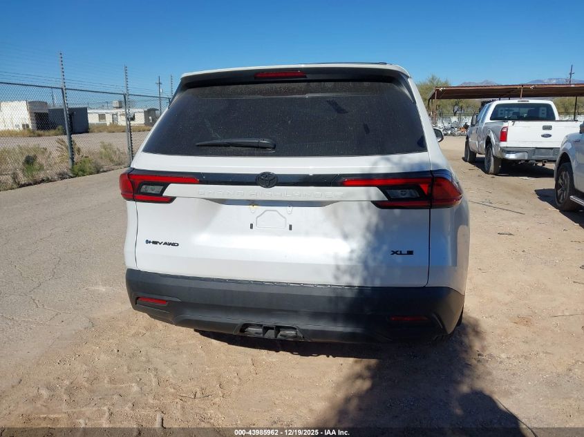 2025 Toyota Grand Highlander Hybrid Xle VIN: 5TDACAB56SS055532 Lot: 43985962