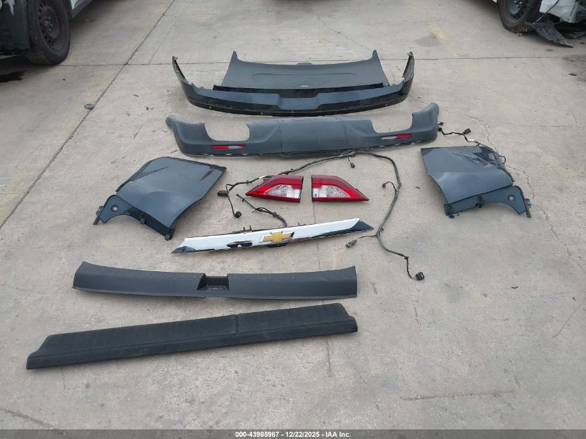 2018 Chevrolet Traverse Premier VIN: 1GNERKKW6JJ245445 Lot: 43985987