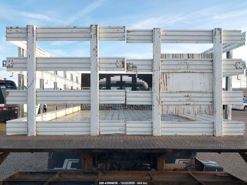 2016 Ford F-450 Chassis Xl VIN: 1FDUF4GY3GEB16790 Lot: 43986036