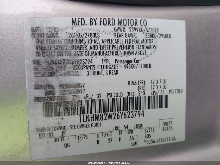 2006 Lincoln Town Car Signature Limited VIN: 1LNHM82W26Y623794 Lot: 43986062