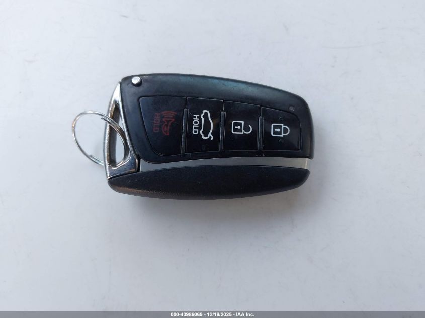 2016 Hyundai Genesis 3.8 VIN: KMHGN4JE9GU112330 Lot: 43986069