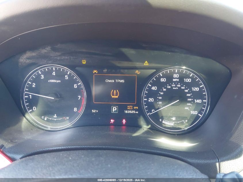 2016 Hyundai Genesis 3.8 VIN: KMHGN4JE9GU112330 Lot: 43986069