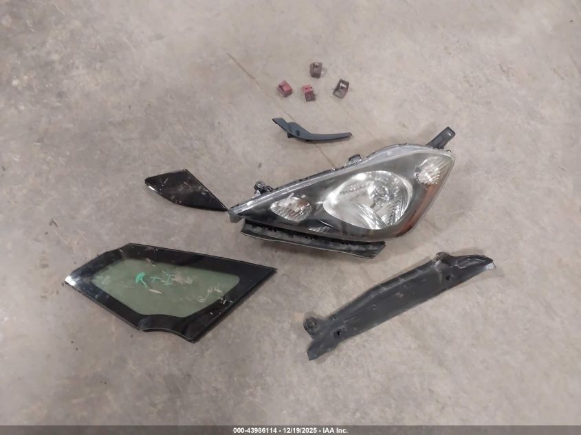 2013 Honda Fit Sport VIN: JHMGE8H54DC008457 Lot: 43986114