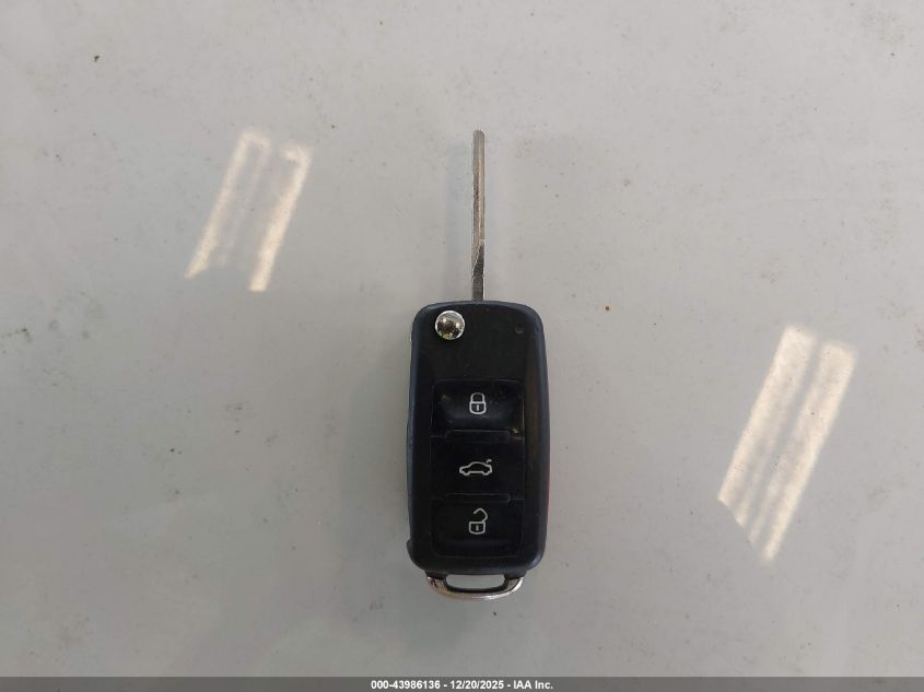 2012 Volkswagen Jetta 2.0L Tdi VIN: 3VWLL7AJ2CM342701 Lot: 43986136