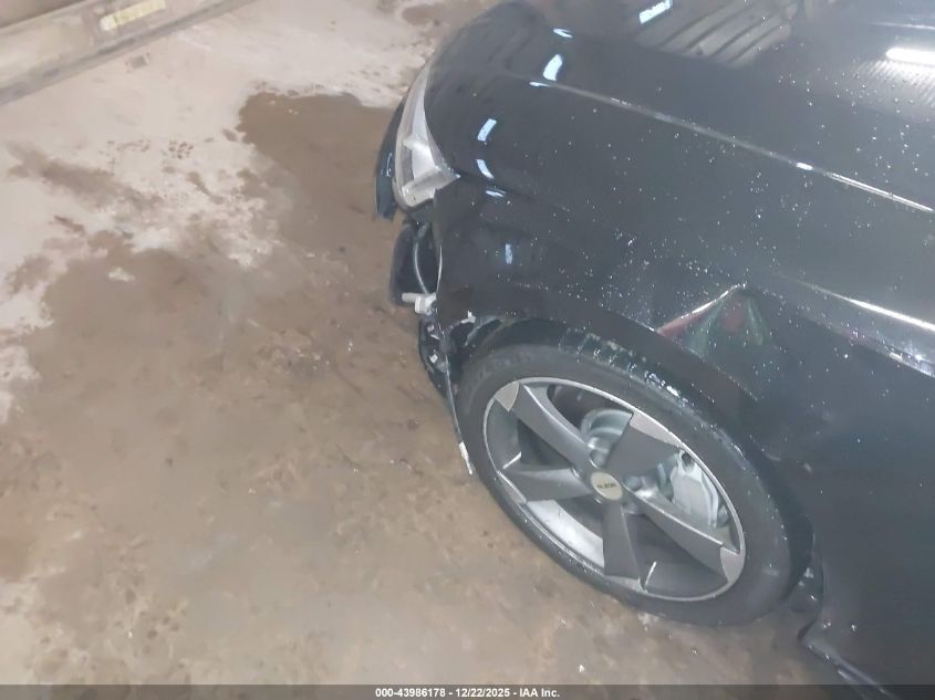 2018 Audi A4 2.0T Premium VIN: WAUENAF46JA118702 Lot: 43986178