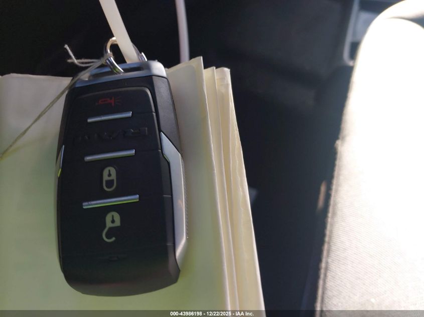 2021 Ram 1500 Big Horn 4X4 6'4 Box VIN: 1C6SRFBT6MN639816 Lot: 43986198