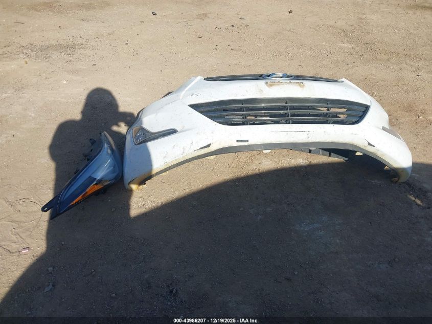 2014 Hyundai Elantra Limited VIN: 5NPDH4AE2EH521890 Lot: 43986207