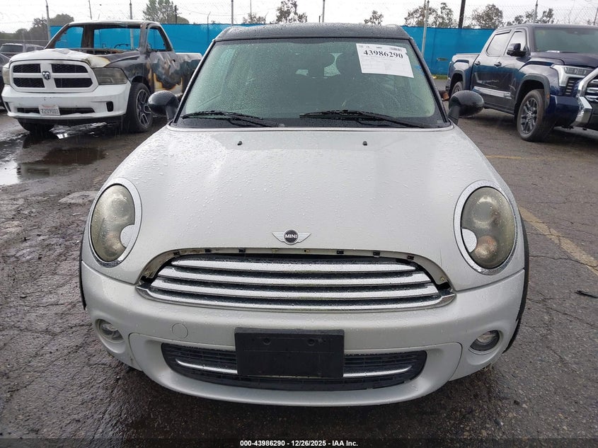 2011 Mini Cooper Clubman VIN: WMWZF3C54BTX82154 Lot: 45389865