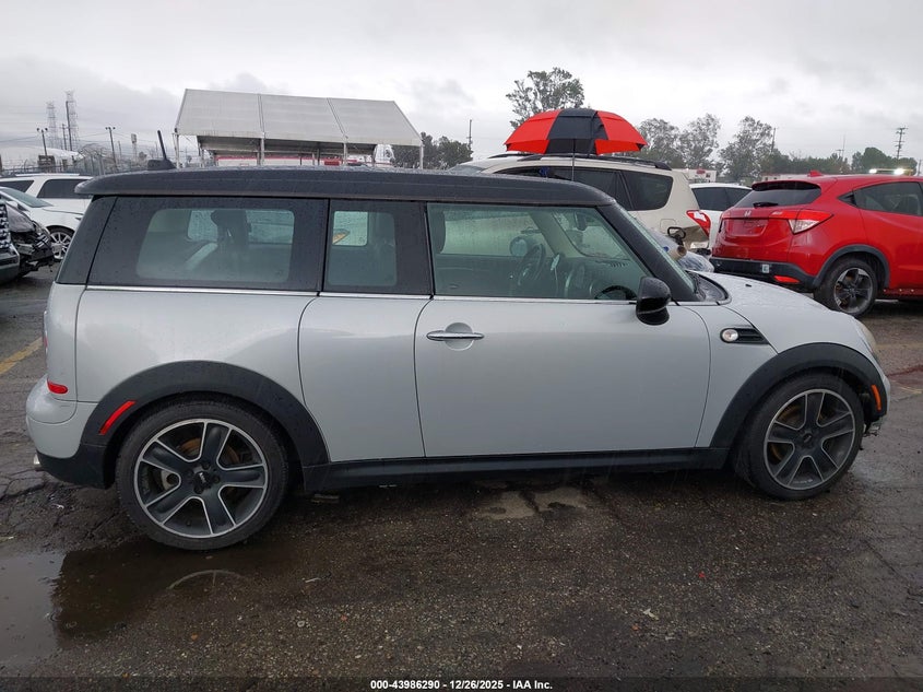 2011 Mini Cooper Clubman VIN: WMWZF3C54BTX82154 Lot: 45389865