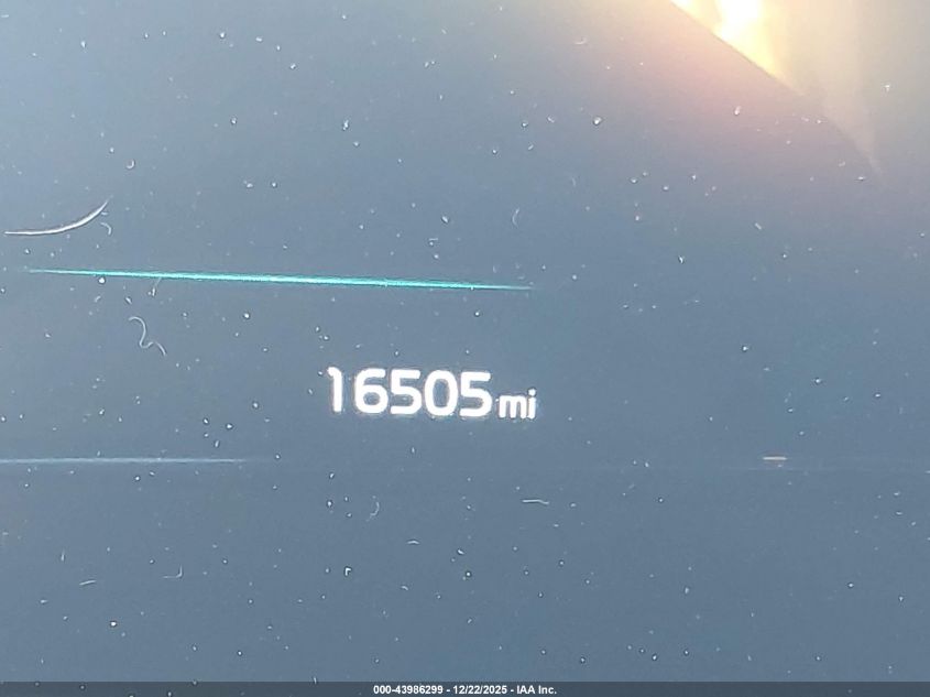 2024 Kia Sportage Plug-In Hybrid X-Line VIN: KNDPYDDH6R7137477 Lot: 43986299