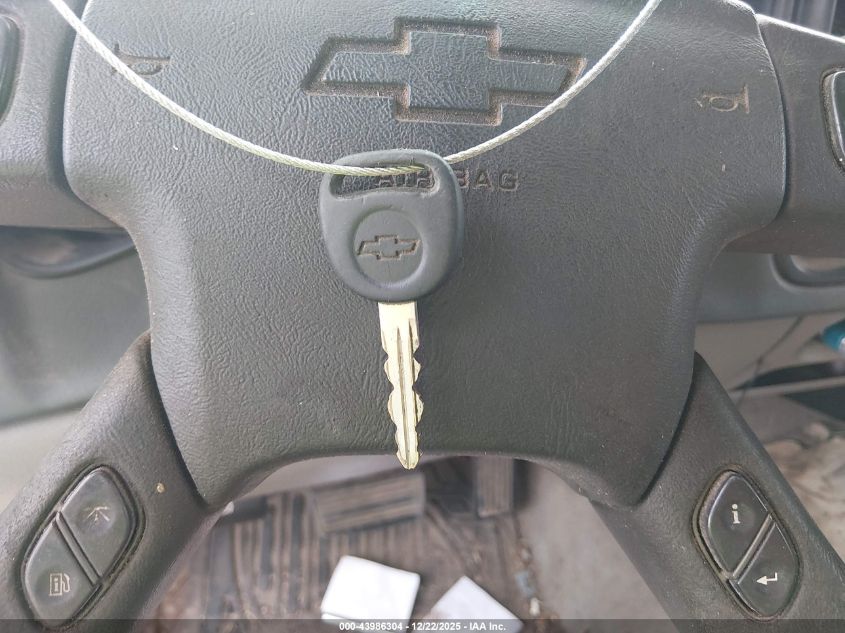 2005 Chevrolet Suburban 1500 Ls VIN: 3GNEC16ZX5G179988 Lot: 43986304