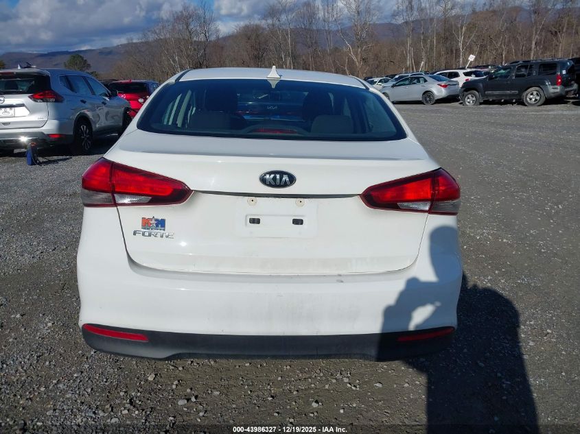 2018 Kia Forte Lx VIN: 3KPFK4A73JE196242 Lot: 43986327