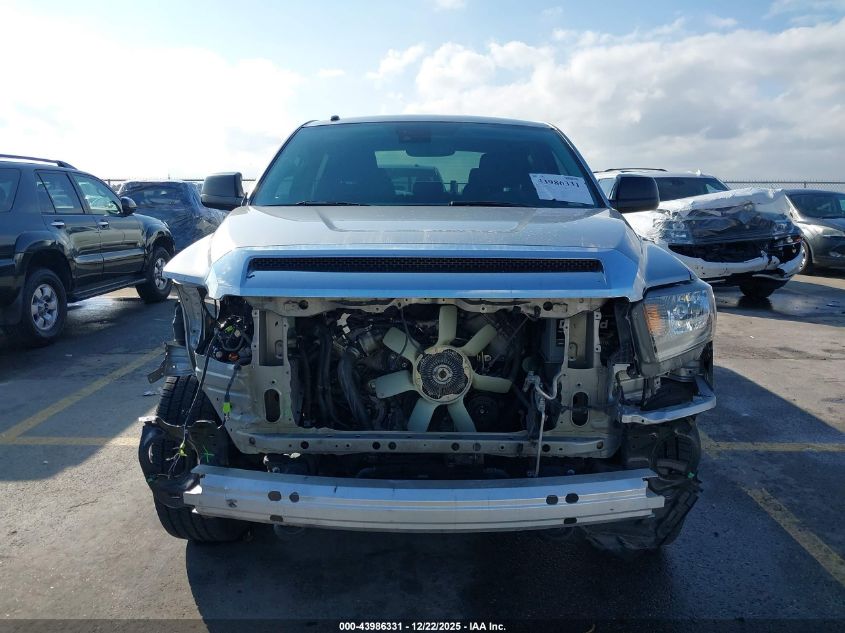 2018 Toyota Tundra Sr5 5.7L V8 VIN: 5TFDW5F1XJX775962 Lot: 43986331