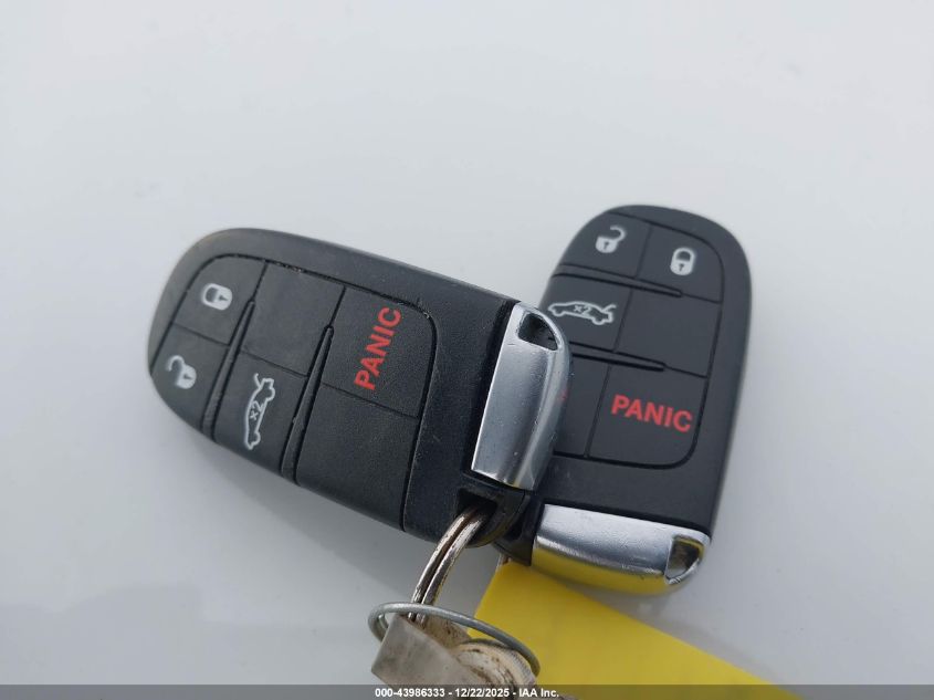 2017 Dodge Challenger R/T VIN: 2C3CDZBT8HH545615 Lot: 43986333