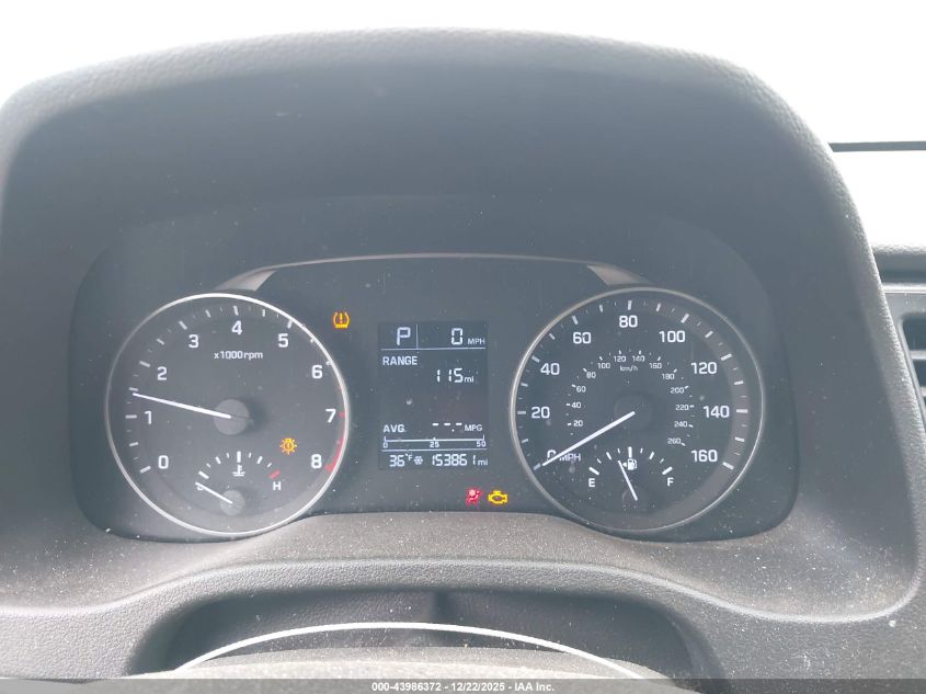 2017 Hyundai Elantra Se VIN: 5NPD74LF8HH127677 Lot: 43986372