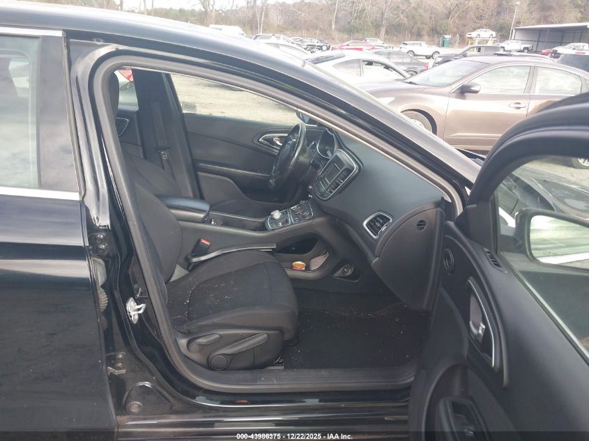 2016 Chrysler 200 Limited