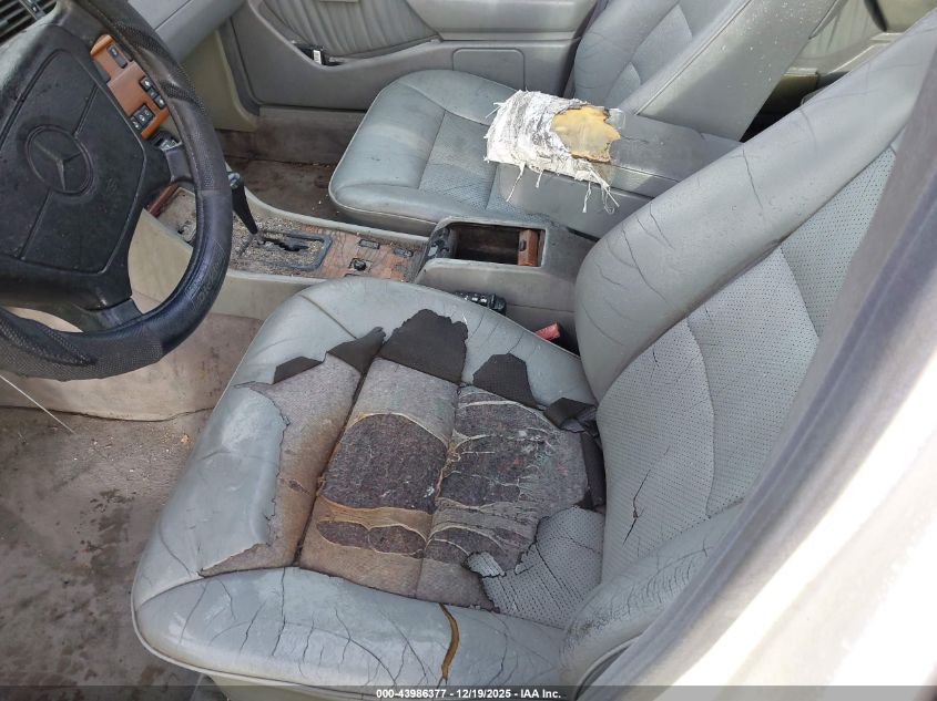 1994 Mercedes-Benz E 320 VIN: WDBEA32E6RC146667 Lot: 43986377