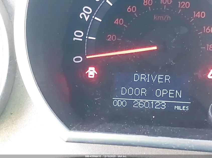 2010 Toyota Sequoia Limited 5.7L V8 VIN: 5TDJW5G16AS025773 Lot: 43986410