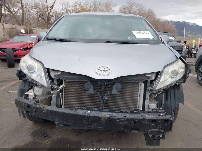 2017 Toyota Sienna Le 8 Passenger VIN: 5TDKZ3DCXHS809583 Lot: 43986413