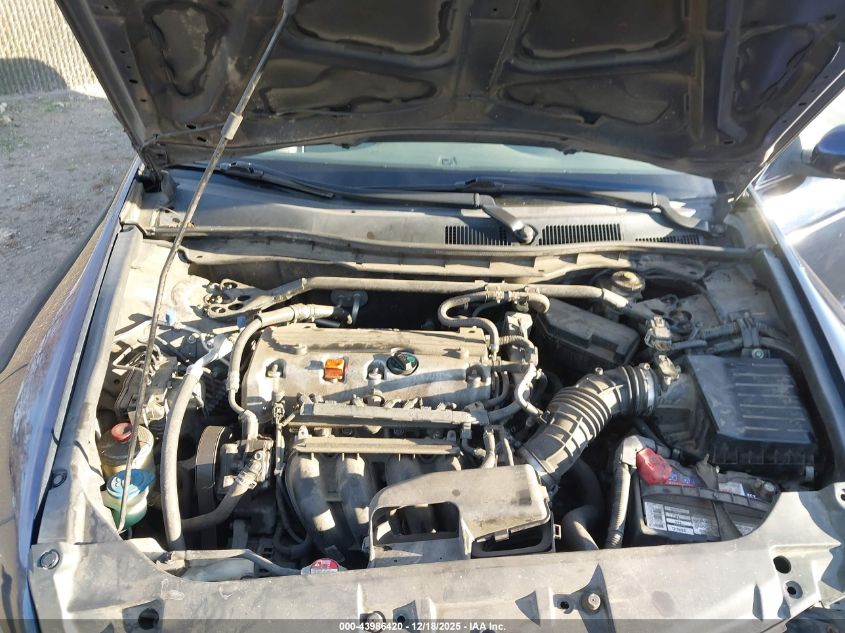 2010 Honda Accord 2.4 Ex-L VIN: 1HGCP2F83AA131812 Lot: 43986420