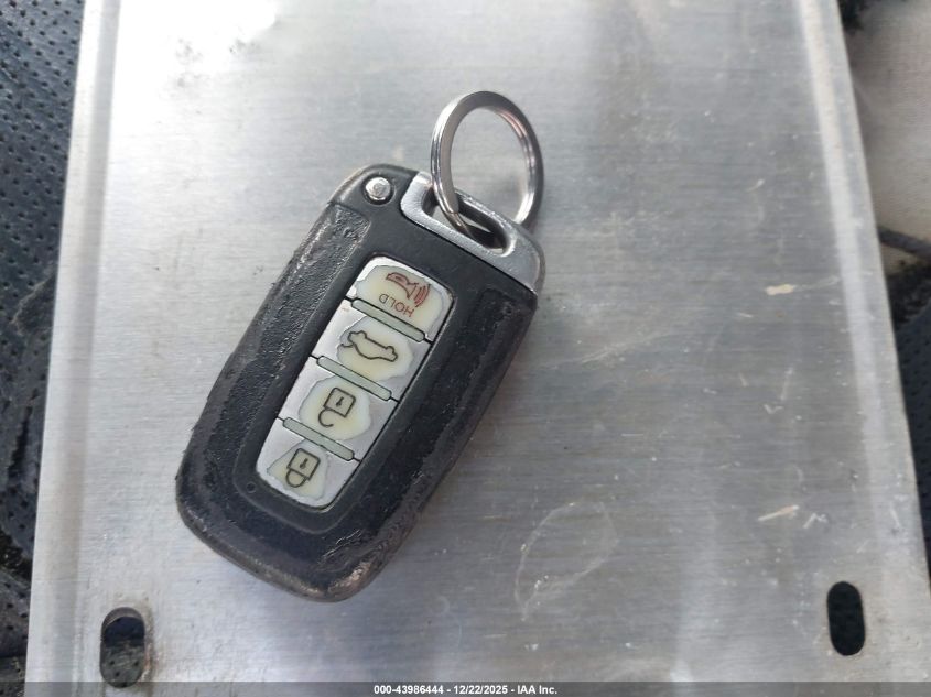 2009 Hyundai Genesis 3.8 VIN: KMHGC46EX9U069358 Lot: 43986444