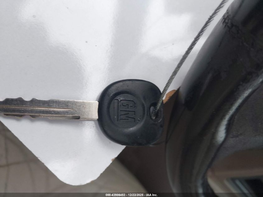 2003 Chevrolet Suburban VIN: 1GNEC16733J237631 Lot: 43986453