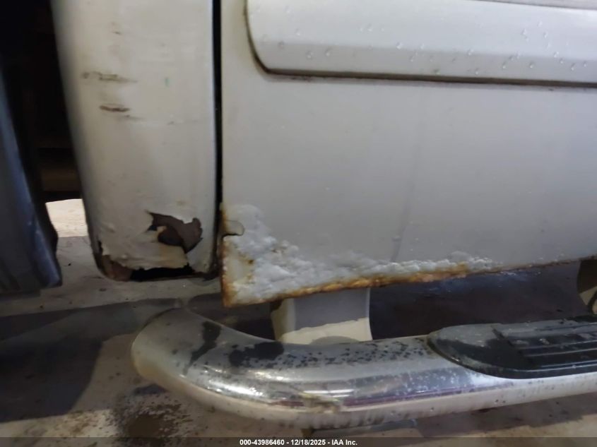 2003 Ford F-250 Lariat/Xl/Xlt VIN: 1FTNX21F93EA30847 Lot: 43986460