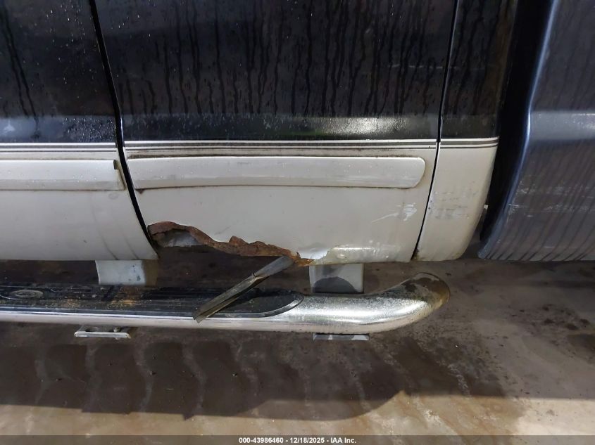 2003 Ford F-250 Lariat/Xl/Xlt VIN: 1FTNX21F93EA30847 Lot: 43986460