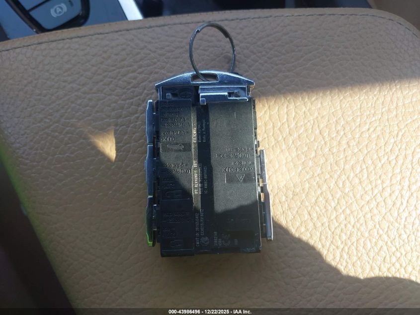 2019 Volvo Xc60 T5 Momentum VIN: LYV102DK7KB331806 Lot: 43986496