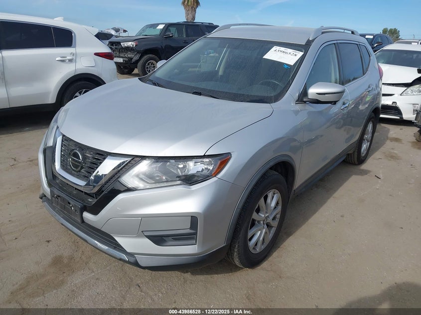 2018 Nissan Rogue Sv