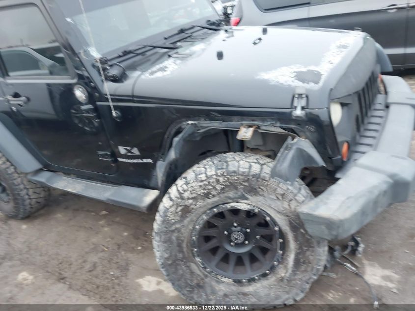 2009 Jeep Wrangler X VIN: 1J4FA241X9L726816 Lot: 43986533