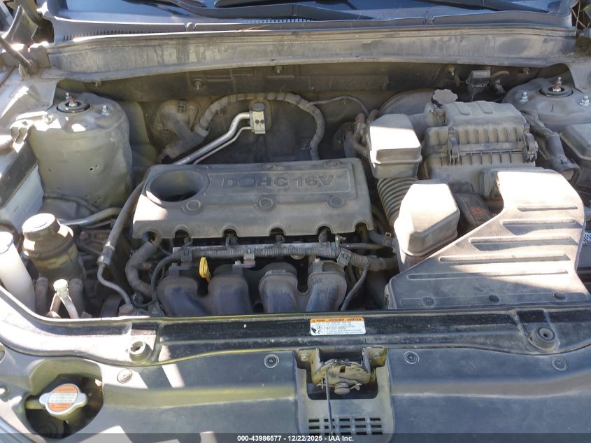 2012 Hyundai Santa Fe Gls VIN: 5XYZGDAB9CG092962 Lot: 43986577