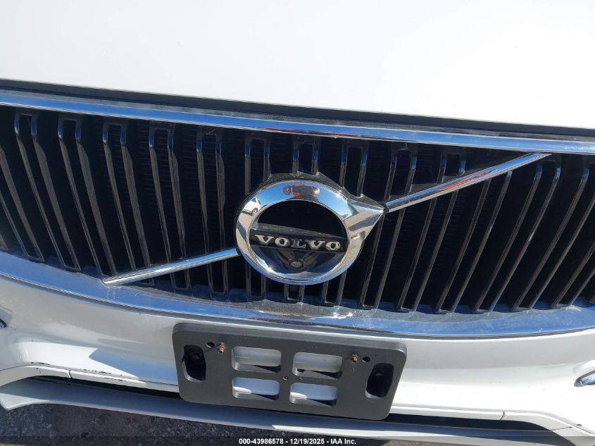 2016 Volvo Xc90 T6 Momentum VIN: YV4A22PK6G1040506 Lot: 43986578