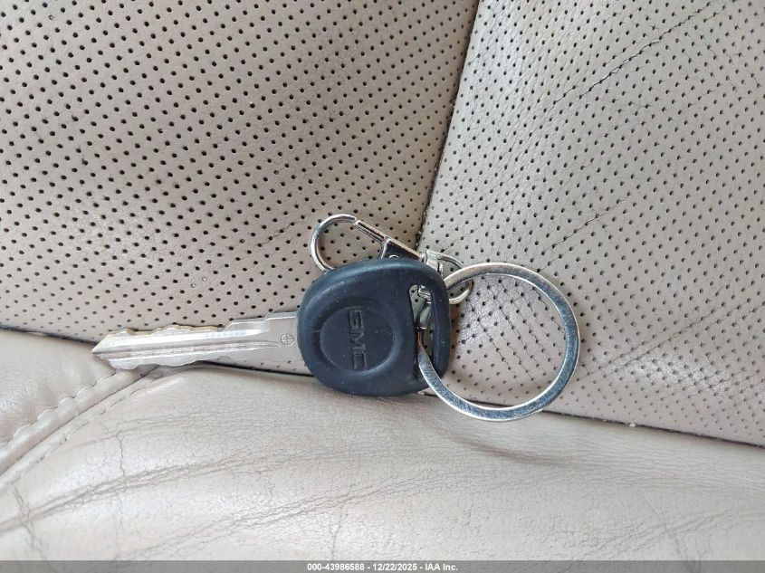 2013 GMC Yukon Xl 1500 Denali VIN: 1GKS2MEF4DR283287 Lot: 43986588