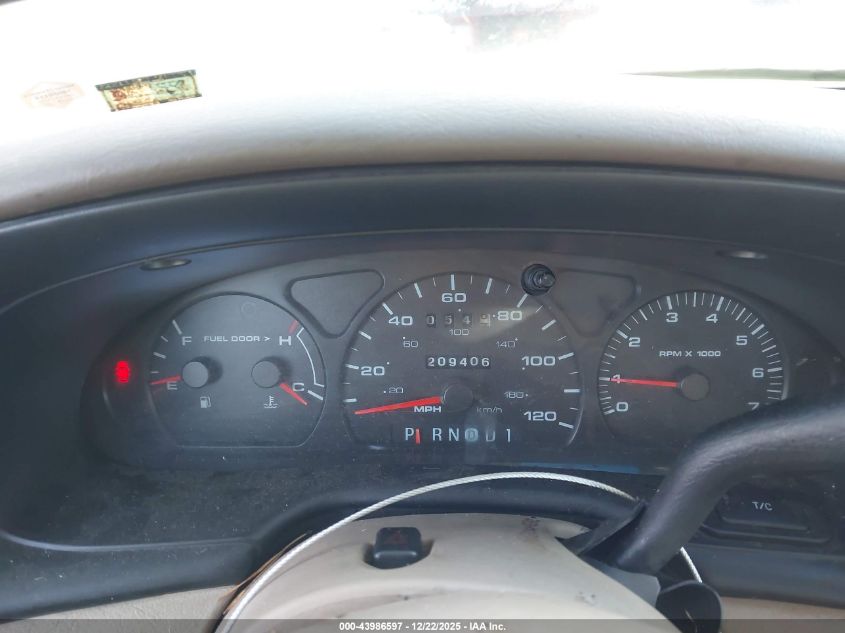 2000 Ford Taurus Ses VIN: 1FAFP55U5YA122329 Lot: 43986597