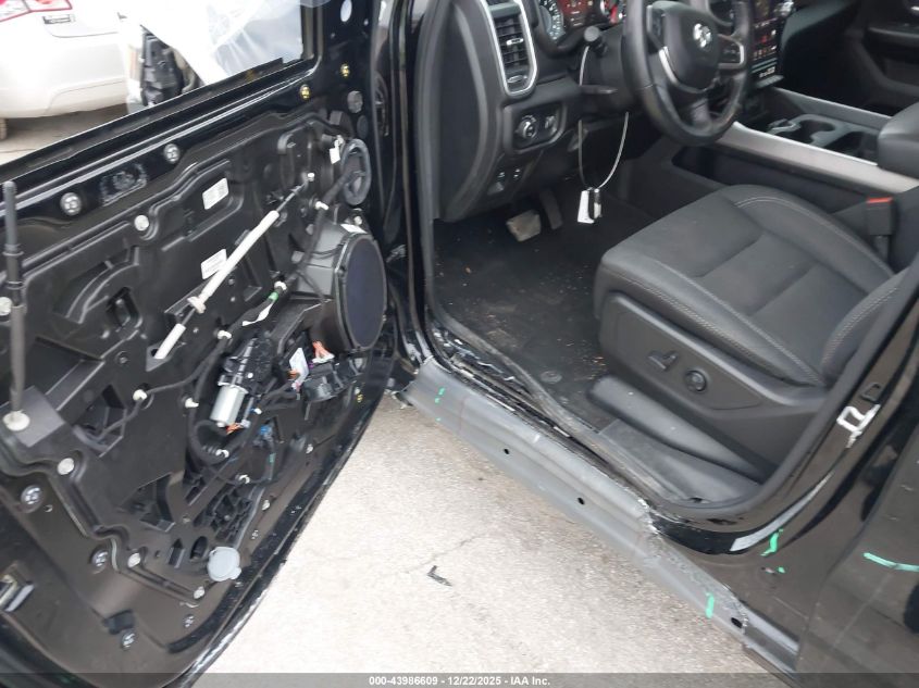 2020 Ram 1500 Big Horn 4X4 5'7 Box VIN: 1C6SRFFT8LN127760 Lot: 43986609