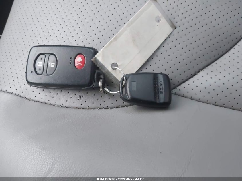 2010 Toyota Rav4 Limited VIN: JTMDF4DV7AD026294 Lot: 43986630