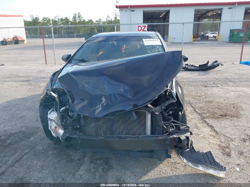 2016 Toyota Camry Le VIN: 4T1BF1FKXGU570172 Lot: 43986654