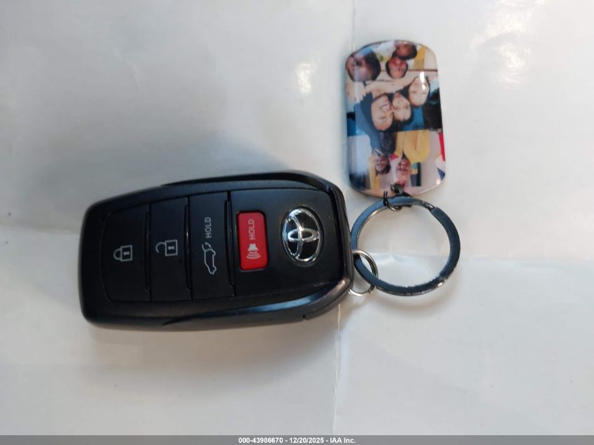 2024 Toyota Grand Highlander Xle VIN: 5TDAAAB59RS068971 Lot: 43986670