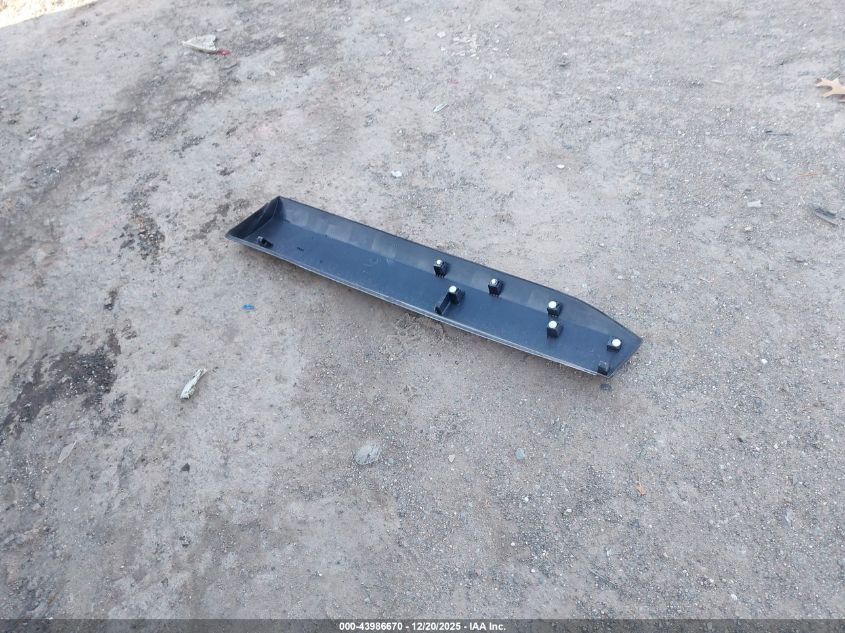 2024 Toyota Grand Highlander Xle VIN: 5TDAAAB59RS068971 Lot: 43986670