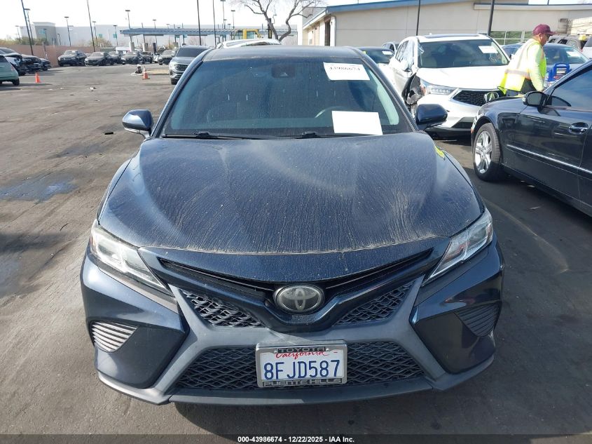 2018 Toyota Camry Se VIN: 4T1B11HK0JU665729 Lot: 43986674