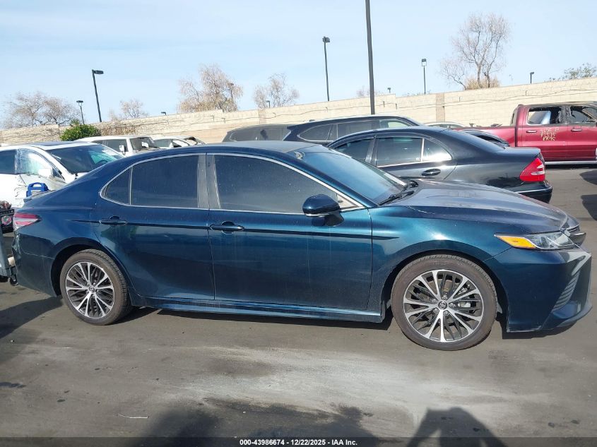 2018 Toyota Camry Se VIN: 4T1B11HK0JU665729 Lot: 43986674