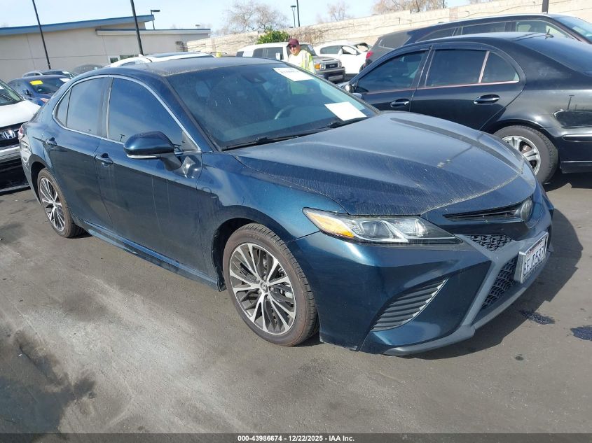 2018 Toyota Camry Se VIN: 4T1B11HK0JU665729 Lot: 43986674