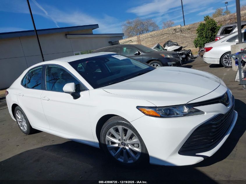 2020 Toyota Camry Le VIN: 4T1C11AK5LU355660 Lot: 43986720